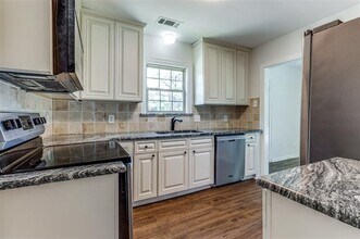 4237 Caruth Blvd in Dallas, TX - Building Photo - Building Photo
