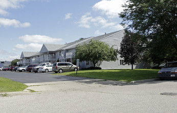 Morningside Apartments in Janesville, WI - Building Photo - Building Photo