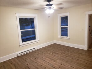 510 2nd St N, Unit 1 in Dassel, MN - Foto de edificio - Building Photo