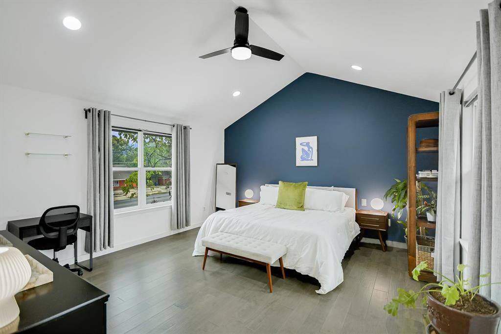 2414 E Martin Luther King Jr Blvd in Austin, TX - Building Photo