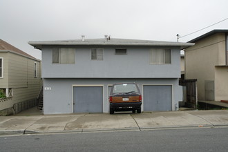 513 Commercial Ave in South San Francisco, CA - Building Photo - Building Photo