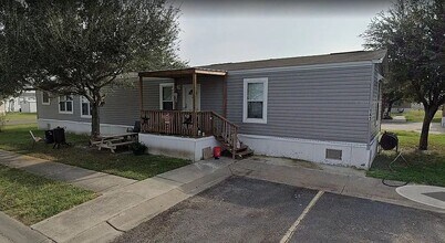 3322 IH-69 Access Rd in Robstown, TX - Building Photo - Building Photo