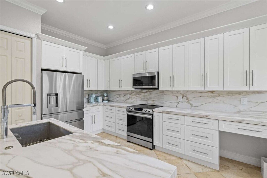 7080 Bergamo Way in Ft. Myers, FL - Building Photo