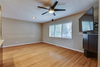 4602 Forman Crescent SE in Calgary, AB - Building Photo - Building Photo