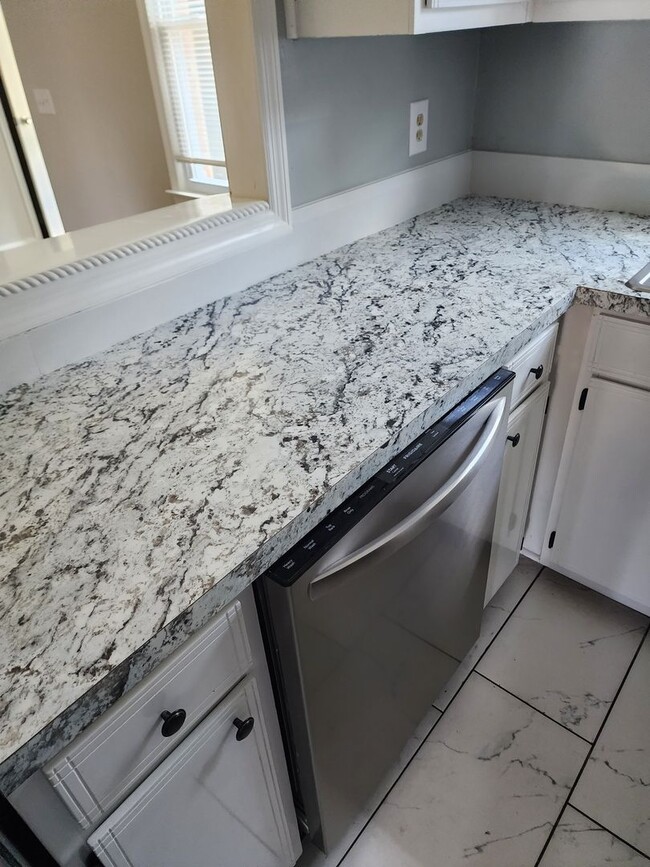 347 Wrenfield Rd in Florence, SC - Building Photo - Building Photo