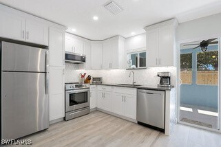 2529 Linwood Ave in Naples, FL - Building Photo - Building Photo