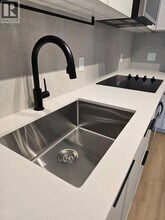 3075 Murray St in Port Moody, BC - Building Photo - Building Photo