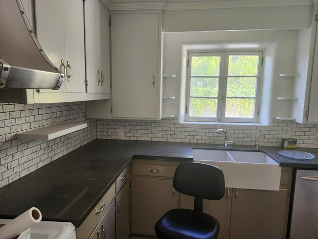 2018 S 2nd Ave in Arcadia, CA - Foto de edificio - Building Photo