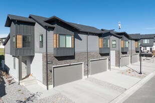 Rise Townhomes in South Jordan, UT - Building Photo