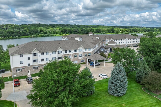 Copper Shores Village in Des Moines, IA - Building Photo - Building Photo