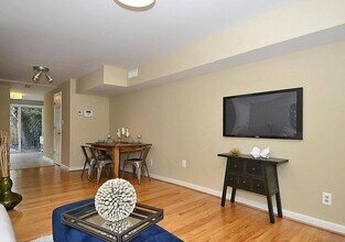 1118 Princess St in Alexandria, VA - Building Photo - Building Photo