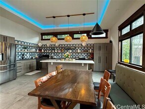 2184 Makanani Dr in Honolulu, HI - Building Photo - Building Photo