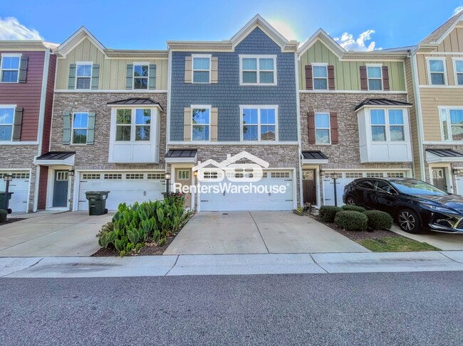 property at 943 Centurion Cir