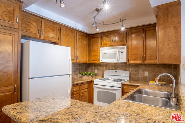 8601 Falmouth Ave-Unit -218 in Los Angeles, CA - Building Photo
