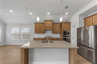 3405 Heathrow Rd in Mesquite, TX - Building Photo - Building Photo