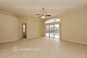 3828 Cold Creek Dr in Valrico, FL - Foto de edificio - Building Photo