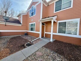 2035 Grays Peak Dr in Loveland, CO - Building Photo