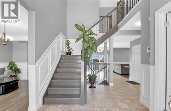 1099 Vincent Cres in Lakeshore, ON - Building Photo - Building Photo