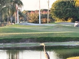 5855 Northpointe Ln in Boynton Beach, FL - Building Photo