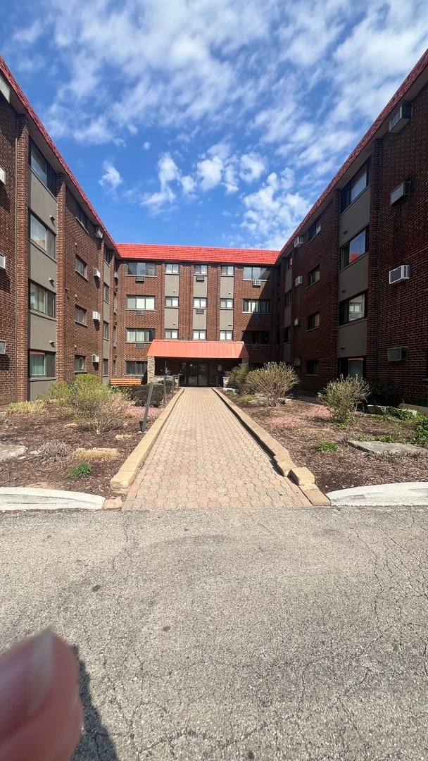 property at 2021 S Wolf Rd