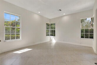 3715 Starboard Ave in Hollywood, FL - Building Photo - Building Photo