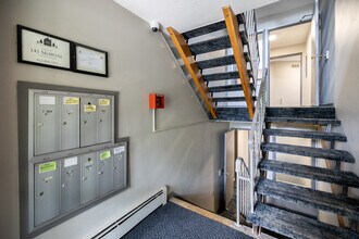 Irvine Park in St. Paul, MN - Foto de edificio - Interior Photo