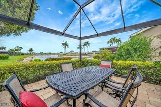 9341 White Hickory Ln in Ft. Myers, FL - Building Photo - Building Photo