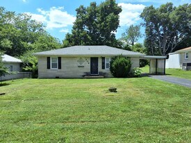 504 Sunrise Ln in Elizabethtown, KY - Building Photo