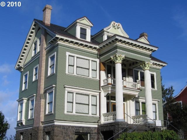 1320 Franklin Ave in Astoria, OR - Building Photo