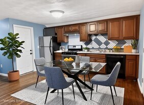 163 Saratoga St, Unit 2 in Boston, MA - Building Photo