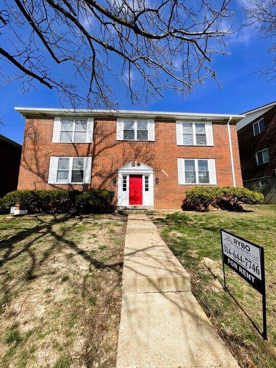 10029 Puttington Dr, Unit ALL in St. Louis, MO - Building Photo