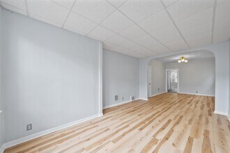 46 Clarke Ave in Jersey City, NJ - Building Photo - Building Photo