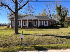 100 Niver Rd in Statesboro, GA - Building Photo
