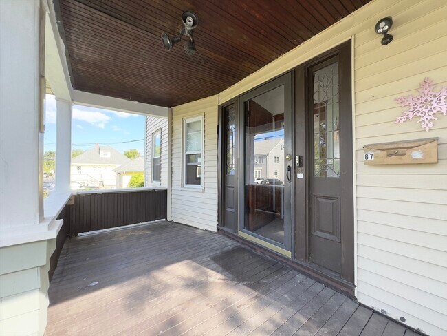 67 Willow St in Quincy, MA - Building Photo - Building Photo