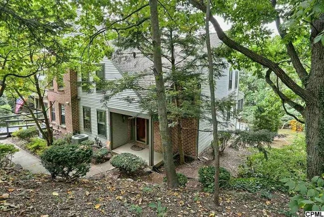 property at 569 Lovell Ct