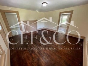 701 Harrison Grove Rd in Roebuck, SC - Building Photo - Building Photo