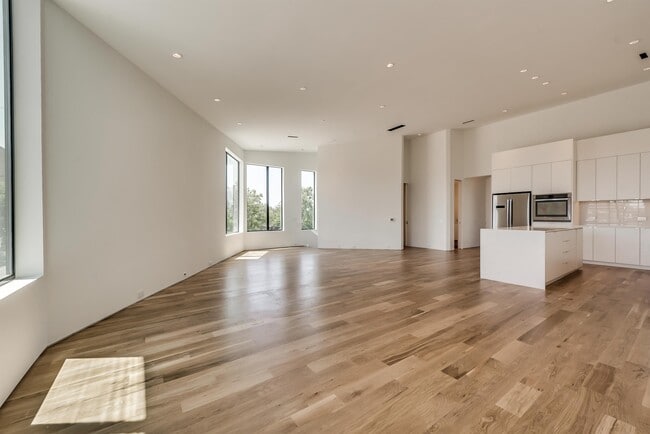 property at 1504 Burlew St