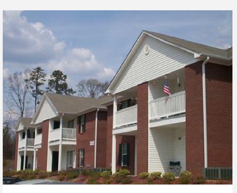 Imperial Place in Toccoa, GA - Building Photo