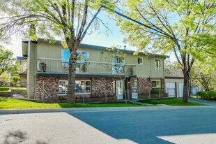 2185 Cassiar St in Vancouver, BC - Building Photo