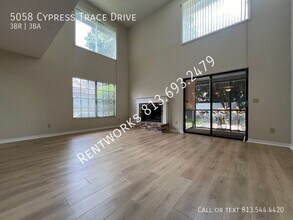 5058 Cypress Trace Dr in Tampa, FL - Building Photo - Building Photo