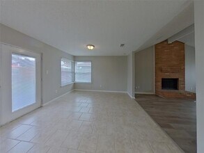 2674 Steppington St in Grand Prairie, TX - Building Photo - Building Photo