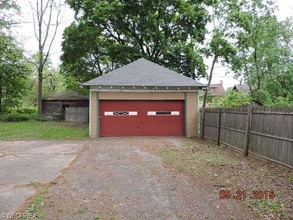 260 N Heights Ave in Youngstown, OH - Building Photo - Building Photo