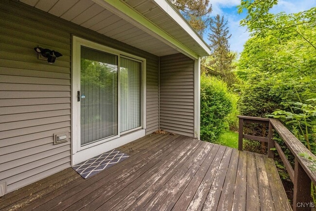 property at 4632 Emblem Cir