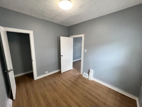8601 S Kingston Ave in Chicago, IL - Building Photo - Building Photo