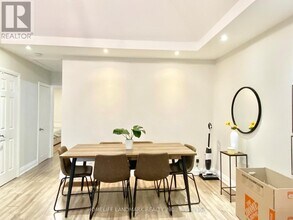 689 Jane St in Toronto, ON - Building Photo - Building Photo