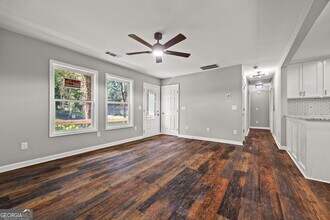 53 Lucia Dr SE in Smyrna, GA - Building Photo - Building Photo