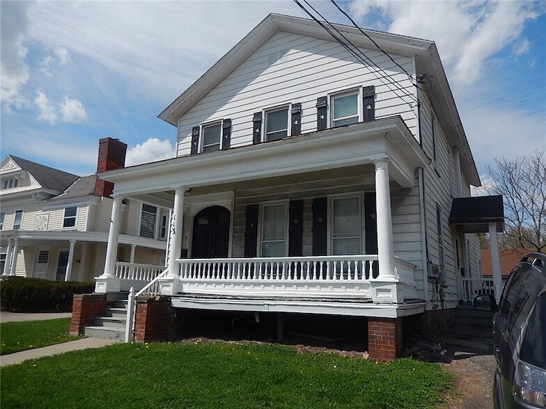 113 W Main St, Unit 3 in Palmyra, NY - Building Photo