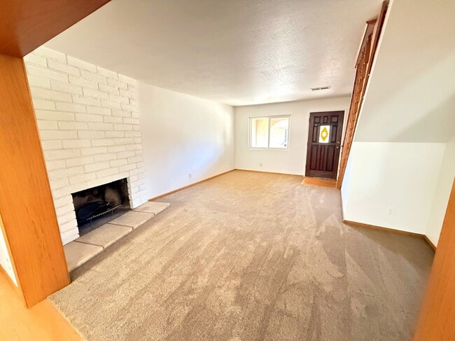 608 Juanita Ave in San Dimas, CA - Building Photo - Building Photo