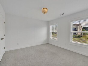 384 Grey Hawk Dr in Clayton, NC - Building Photo - Building Photo