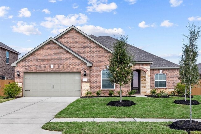 property at 3206 Banyan Dr